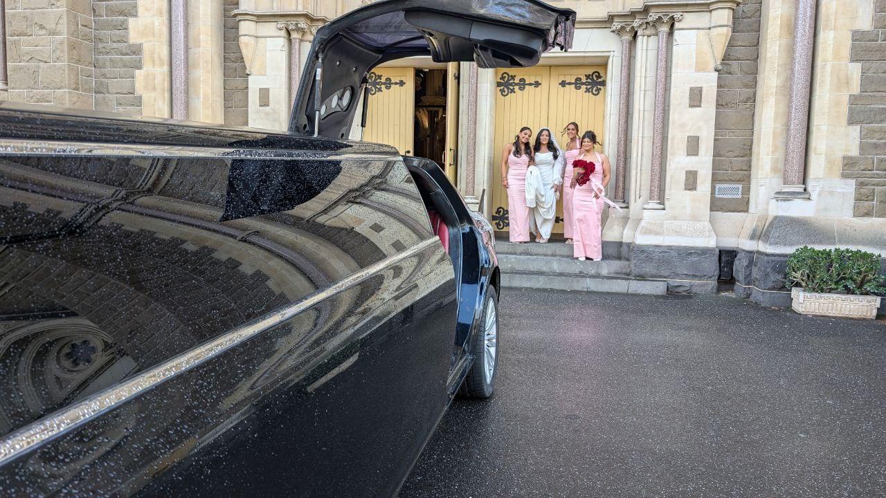 Elegant wedding limo