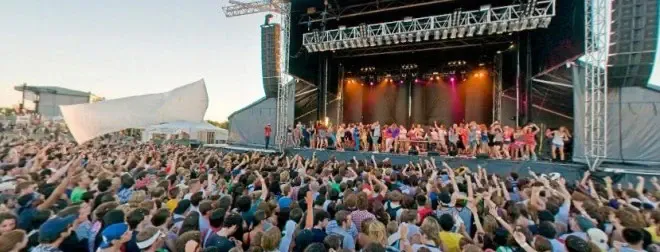 Large crowd at an outdoor concert. (Concerts)